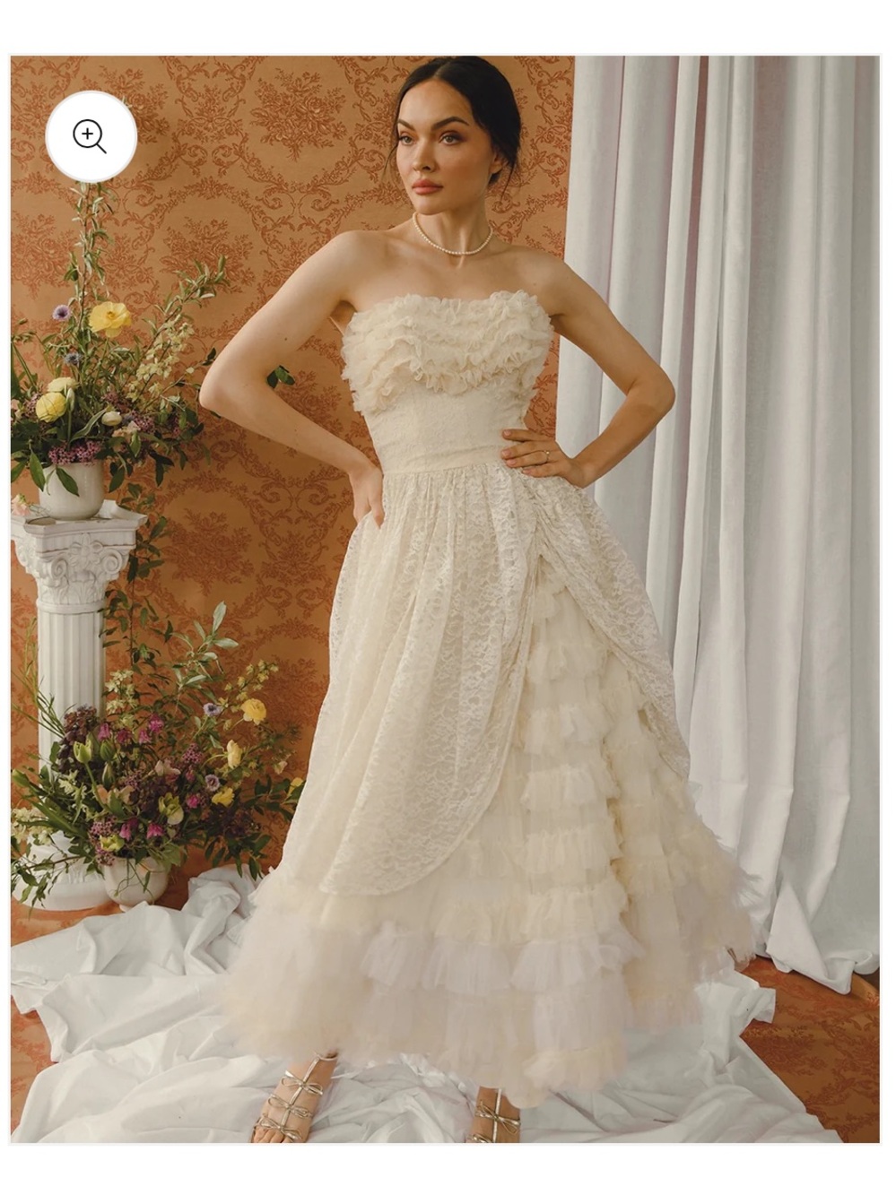 Vintage Wedding Dress- Ivory Strapless Ruffled Lace Gown